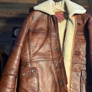 Selling Mens 3X Sheepskin Shearling jacket. Like new. Worn only twice.